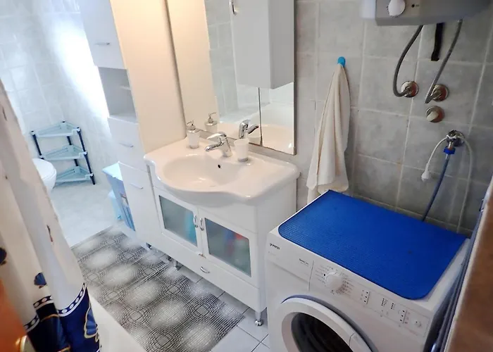 Putnik Lägenhet Posedarje